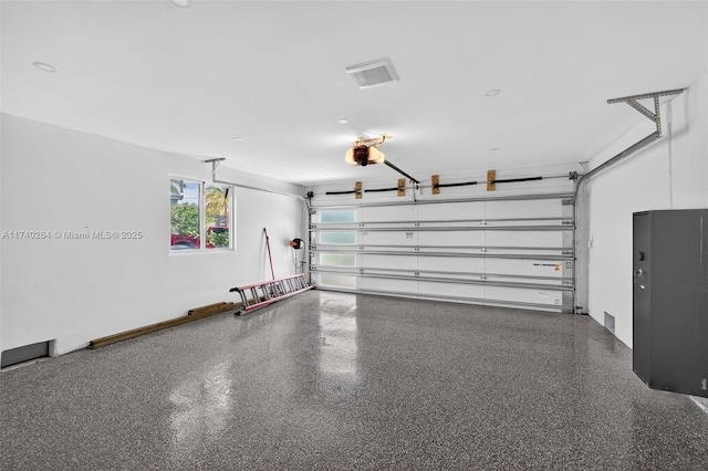 2816 NE 24th Pl, Fort Lauderdale, FL 33305 - view of garage