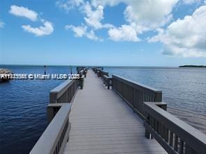 Listing photo 3 for 94825 Overseas Hwy, Key Largo FL 33037