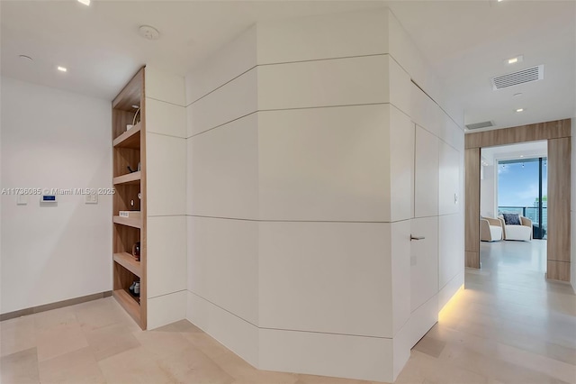 68 SE 6th St Unit 3911, Miami, FL 33131 - view of hallway