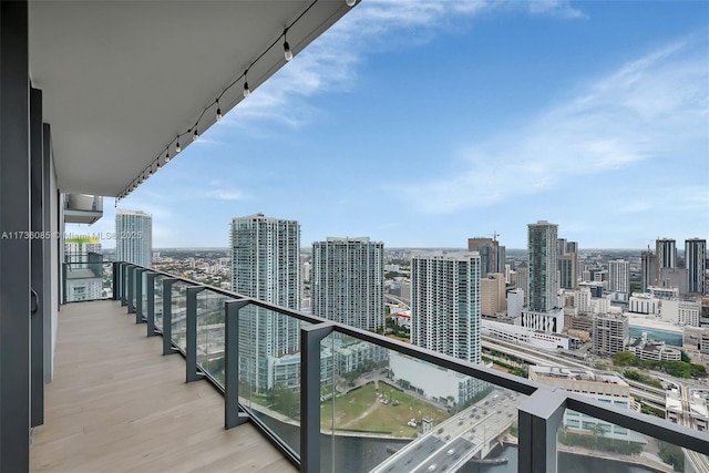 68 SE 6th St Unit 3911, Miami, FL 33131 - view of balcony