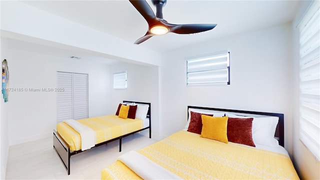 bedroom with ceiling fan