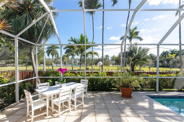 view of sunroom / solarium