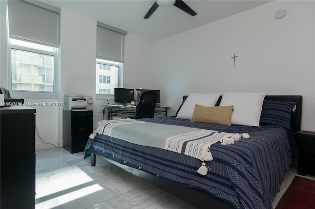 bedroom with ceiling fan