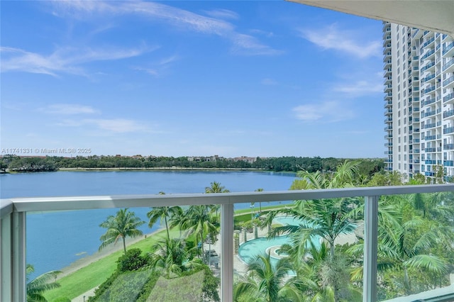 2681 N Flamingo Rd Unit 605S, Sunrise, FL 33323 - water view