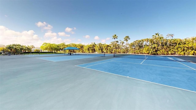 600 N Three Islands Blvd Unit 803, Hallandale Beach, FL 33009 - view of tennis court