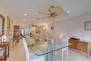 dining room with ceiling fan