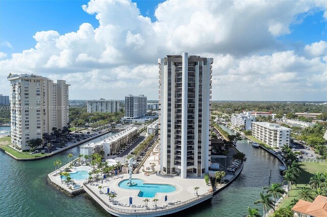 bird's eye view featuring a water view
