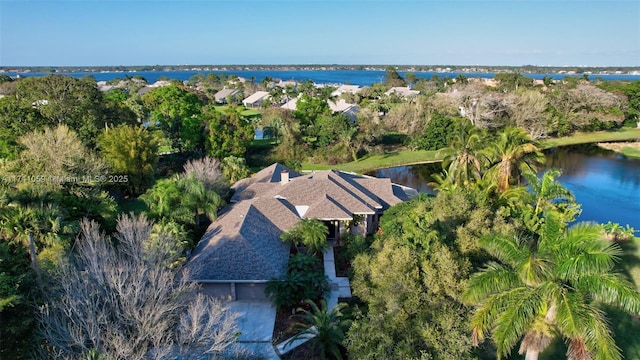 bird's eye view featuring a water view