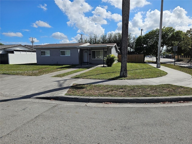 view of front of house with a front yard