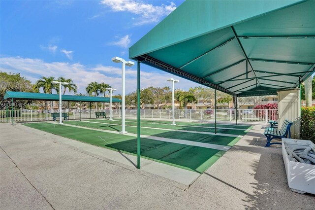 7368 Devon Dr Unit 301, Tamarac, FL 33321 - view of property's community