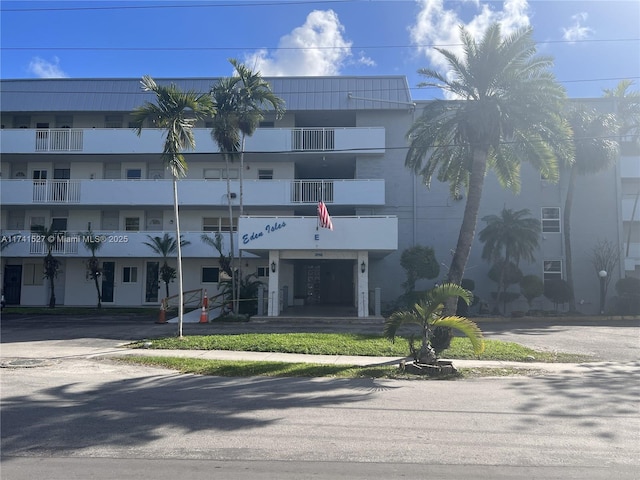 view of building exterior