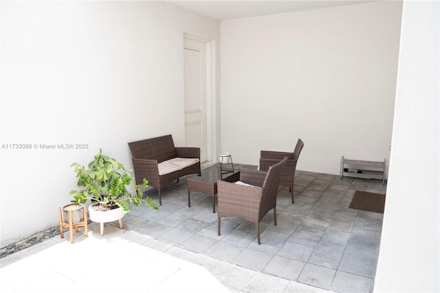 6475 NW 104th Ct Unit 6475, Doral, FL 33178 - view of sitting room