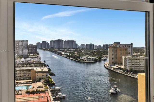 view of water feature featuring a city view