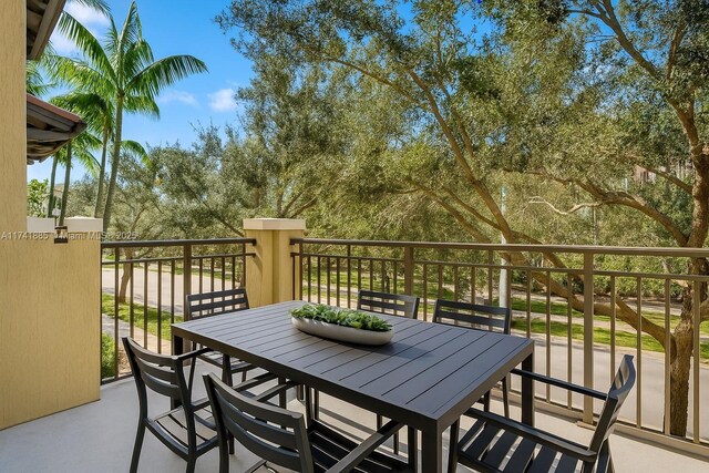 827 SW 147th Ave Unit 1406, Pembroke Pines, FL 33027 - living area featuring a chandelier and light tile patterned floors