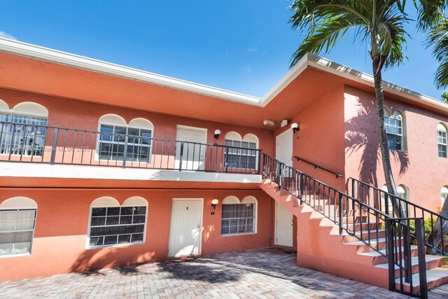 1405 Miami Rd Unit 20, Fort Lauderdale, FL 33316 - photo 2