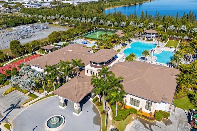 bird's eye view with a water view