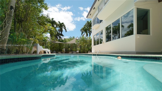 691 Ridgewood Rd, Key Biscayne, FL 33149 - view of outdoor pool