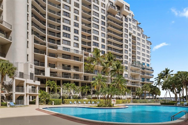 540 Brickell Key Dr Unit 1519, Miami, FL 33131 - view of community pool