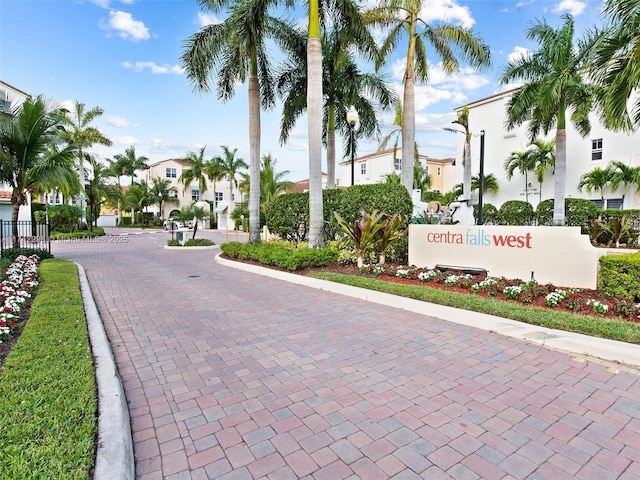 1732 NW 124th Pl, Pembroke Pines, FL 33028 - photo 28