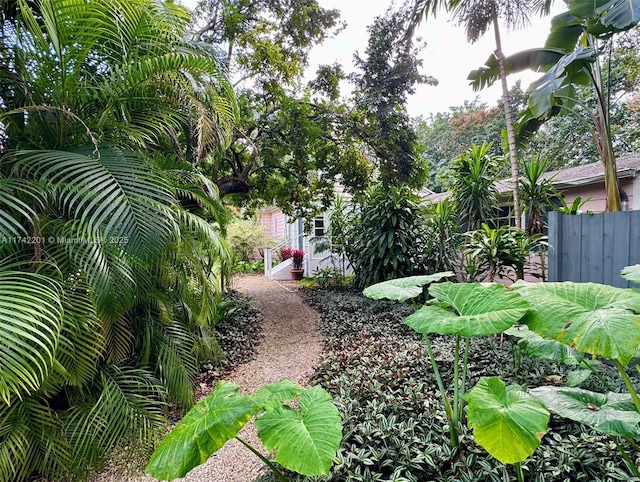view of yard featuring fence