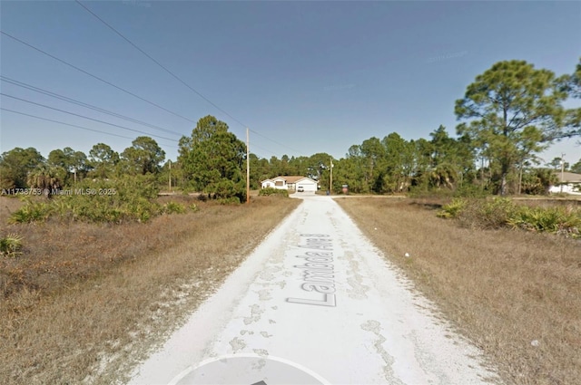 Listing photo 2 for 406 Lambda Ave S, Lehigh Acres FL 33974