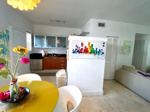 1045 Lenox Ave Unit 4, Miami Beach, FL 33139 - photo 2