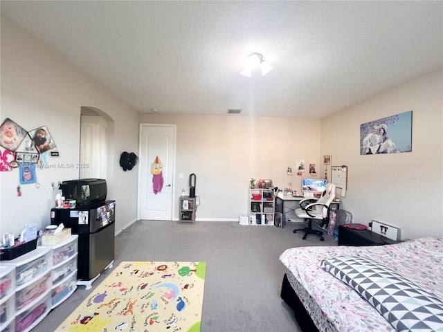 6411 Osprey Landing St, Davie, FL 33314 - bedroom with arched walkways, baseboards, carpet, and visible vents