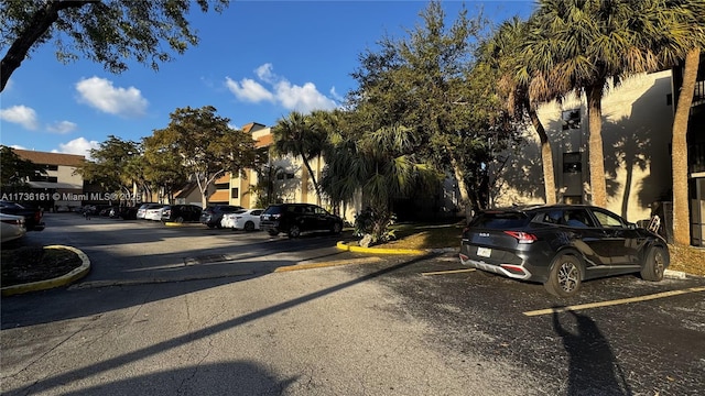 481 Ives Dairy Rd Unit 301-4, Miami, FL 33179 - view of vehicle parking