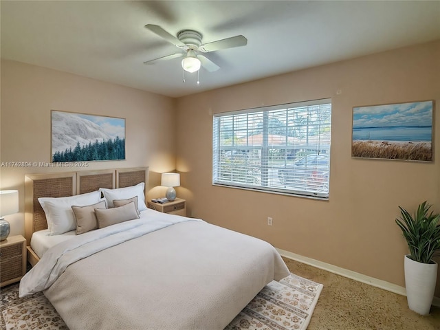 bedroom with ceiling fan