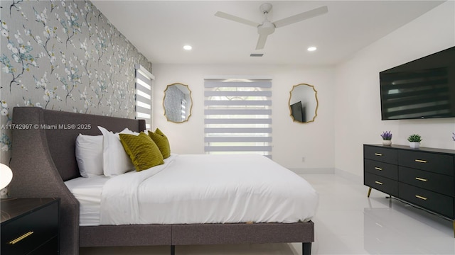 bedroom featuring ceiling fan