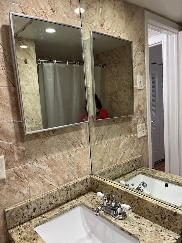 bathroom with vanity