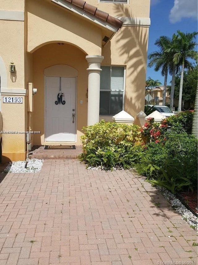 view of doorway to property