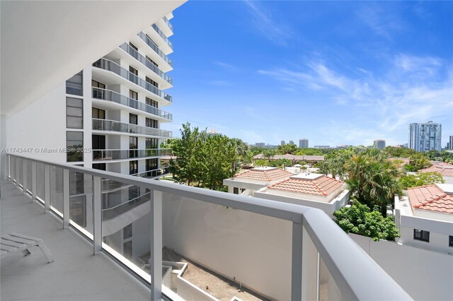 20281 E Country Club Dr Unit 403, Aventura, FL 33180 - balcony with a city view