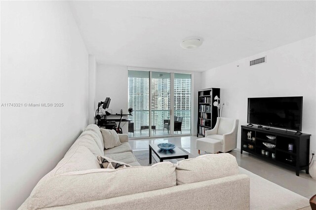31 SE 5th St Unit 3916, Miami, FL 33131 - photo 21