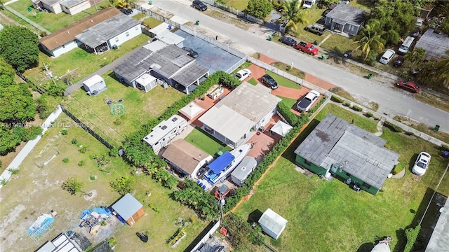 bird's eye view with a residential view