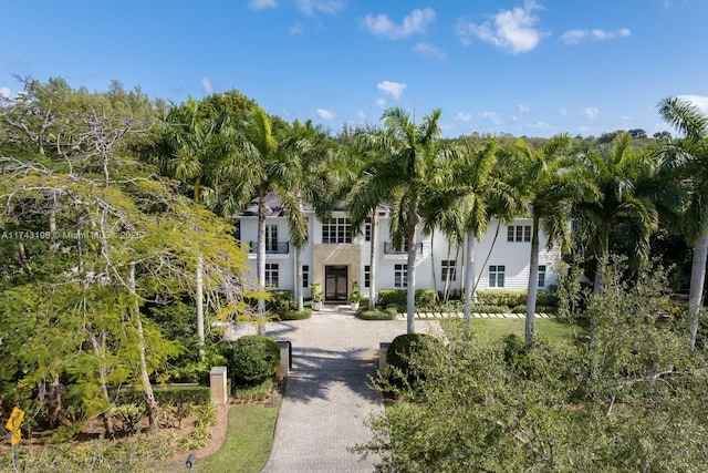 view of front of house