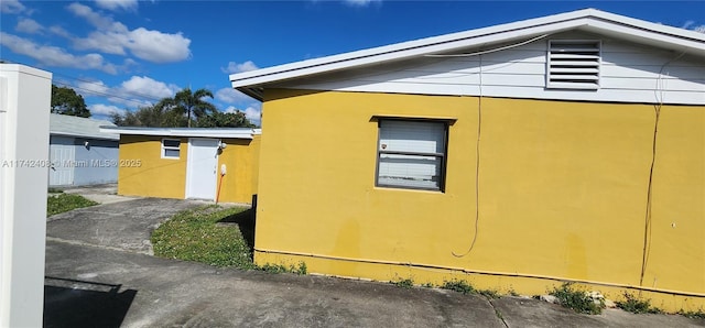 view of property exterior