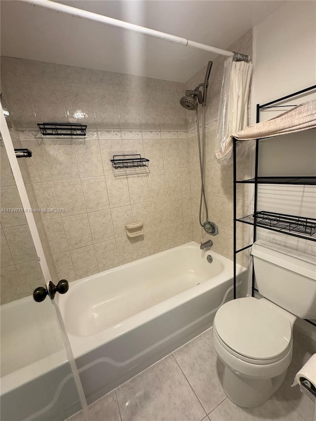 5155 E Sabal Palm Blvd Unit 204, Tamarac, FL 33319 - full bath featuring shower / tub combo, tile patterned flooring, and toilet