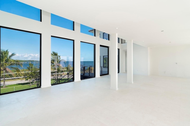 empty room with a towering ceiling