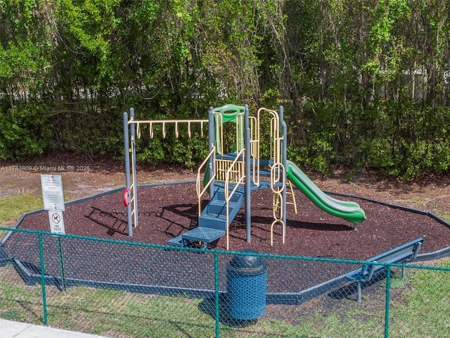 407 SE 32nd Ter, Homestead, FL 33033 - view of playground