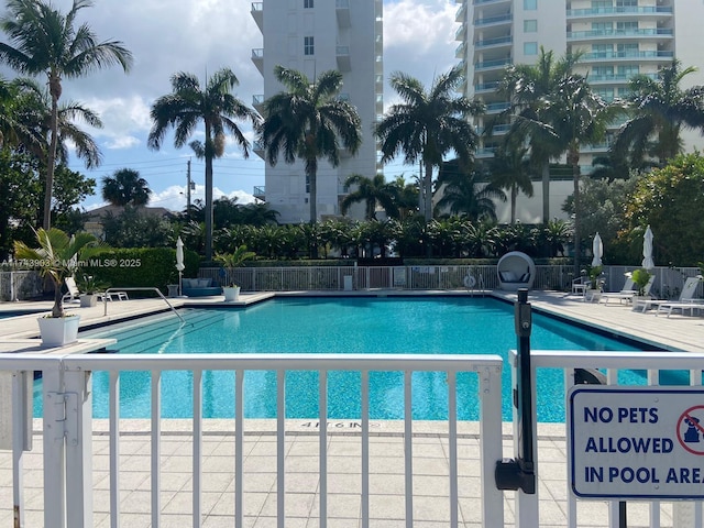 view of swimming pool featuring a patio