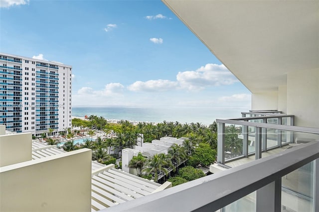 2201 Collins Ave Unit 811, Miami Beach, FL 33139 - balcony featuring a water view