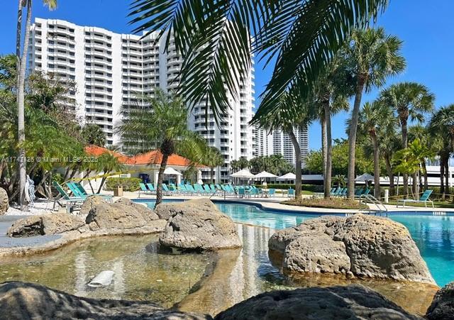 3300 NE 192nd St Unit 111, Aventura, FL 33180 - view of community pool