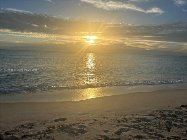2555 Collins Ave Unit 607, Miami Beach, FL 33140 - water view with nearby beach