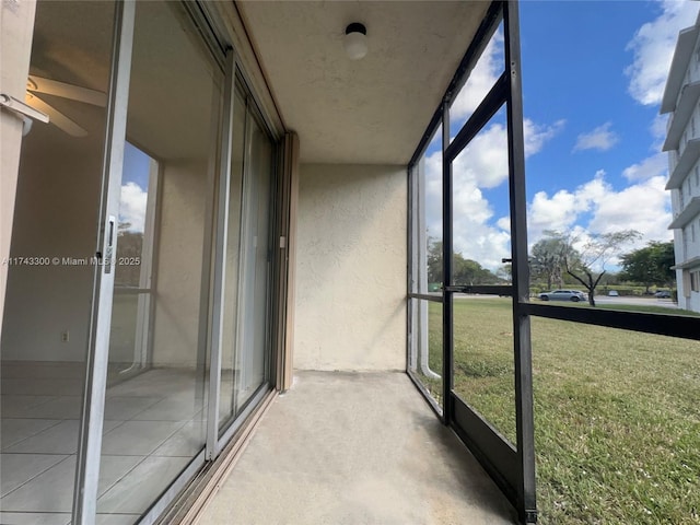 view of unfurnished sunroom