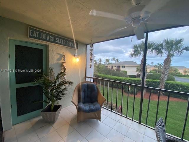 balcony with ceiling fan