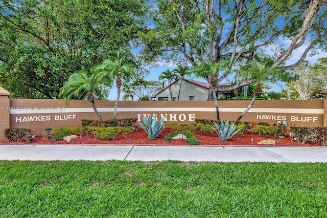 5911 Epsom Ln, Davie, FL 33331 - community sign featuring a yard