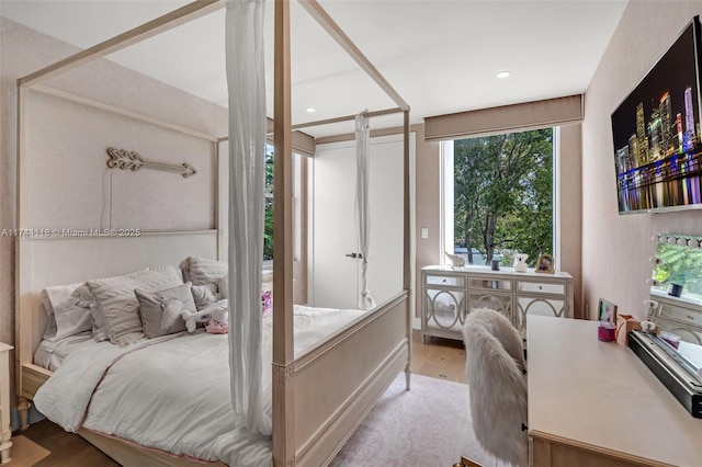 285 W Mashta Dr, Key Biscayne, FL 33149 - bedroom featuring light wood-style floors and recessed lighting