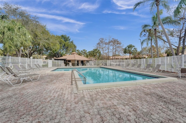 9007 Vineyard Lake Dr Unit 9007, Plantation, FL 33324 - view of swimming pool with a patio area