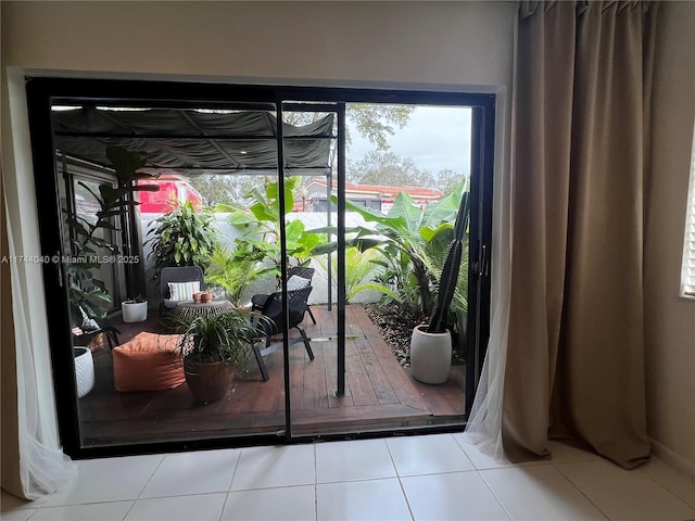 109 Heatherbrook Way Unit 146, Hollywood, FL 33021 - entryway with tile patterned floors